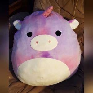 Squishmallow Lola 16"